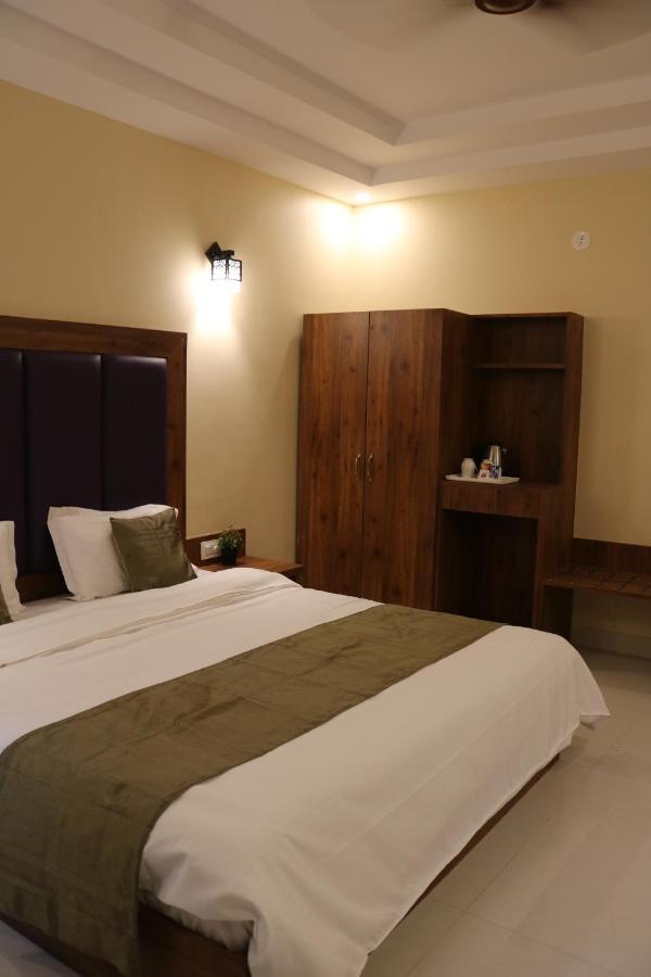 Hotel Centro 卡兰古特 外观 照片