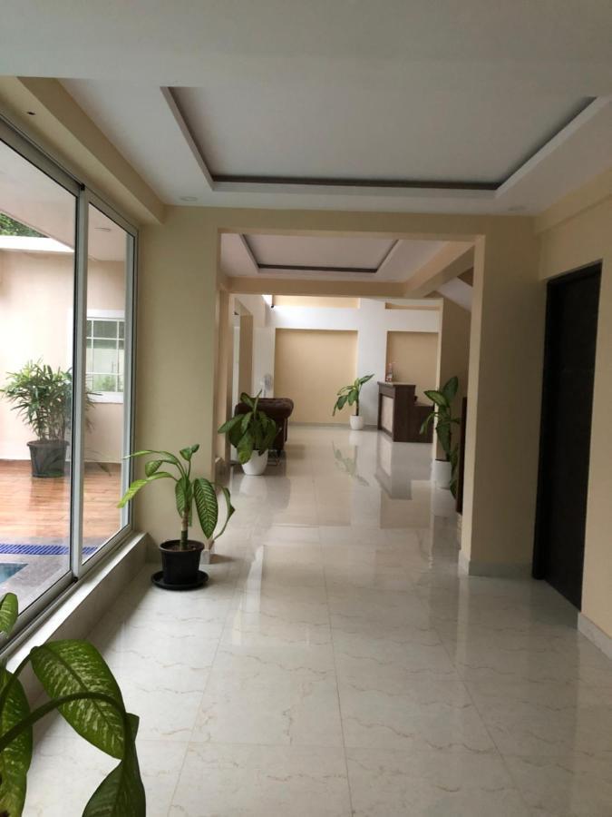 Hotel Centro 卡兰古特 外观 照片